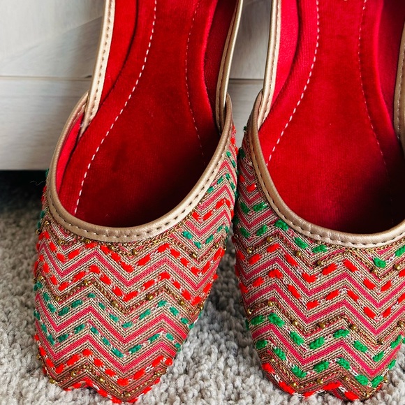 Women Pumps Embellish with Thread Embroidery Colour Reddish Pink Brand STYLO - Picture 3 of 4